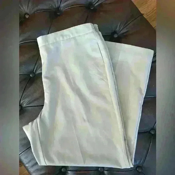 Like New- Alfred Dunner Lightweight Tan Pants Size 16 - Picture 1 of 4